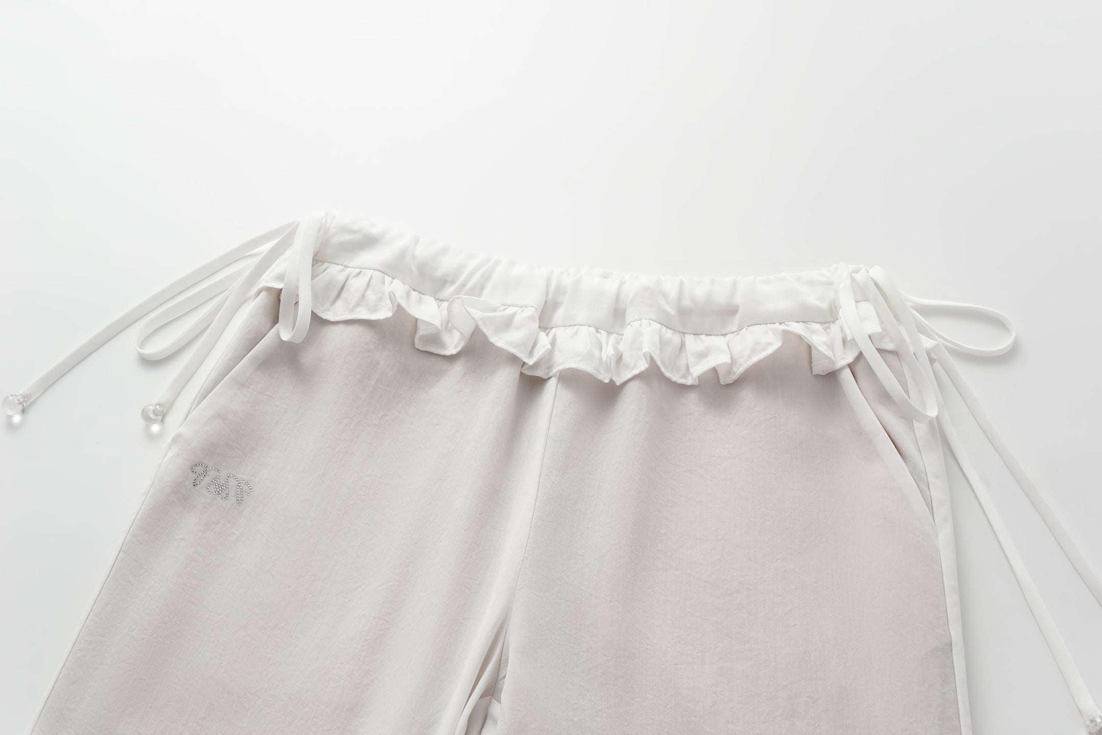 White Floundered Pants