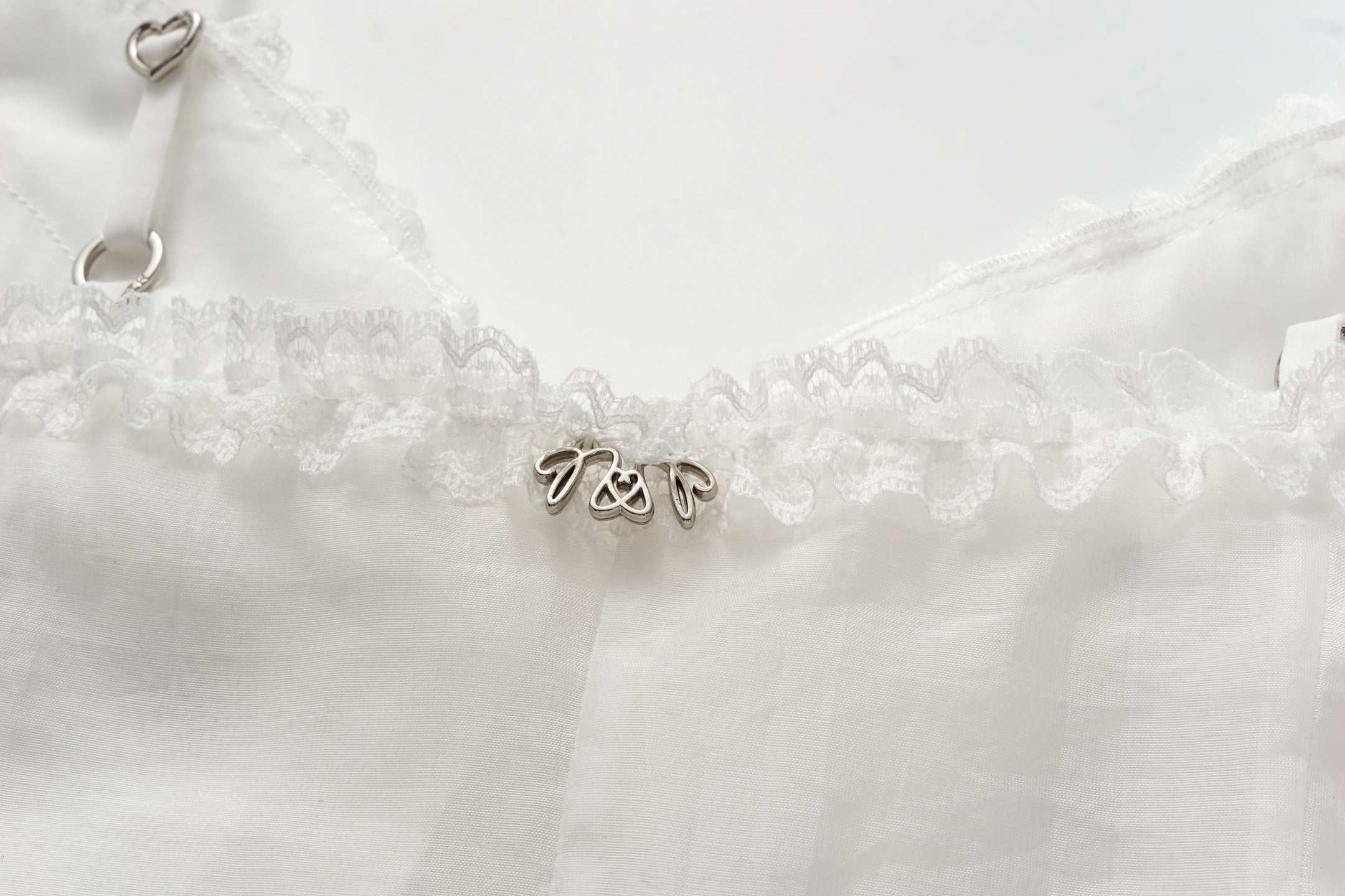 Semi-Transparent Embroidered Bow Set