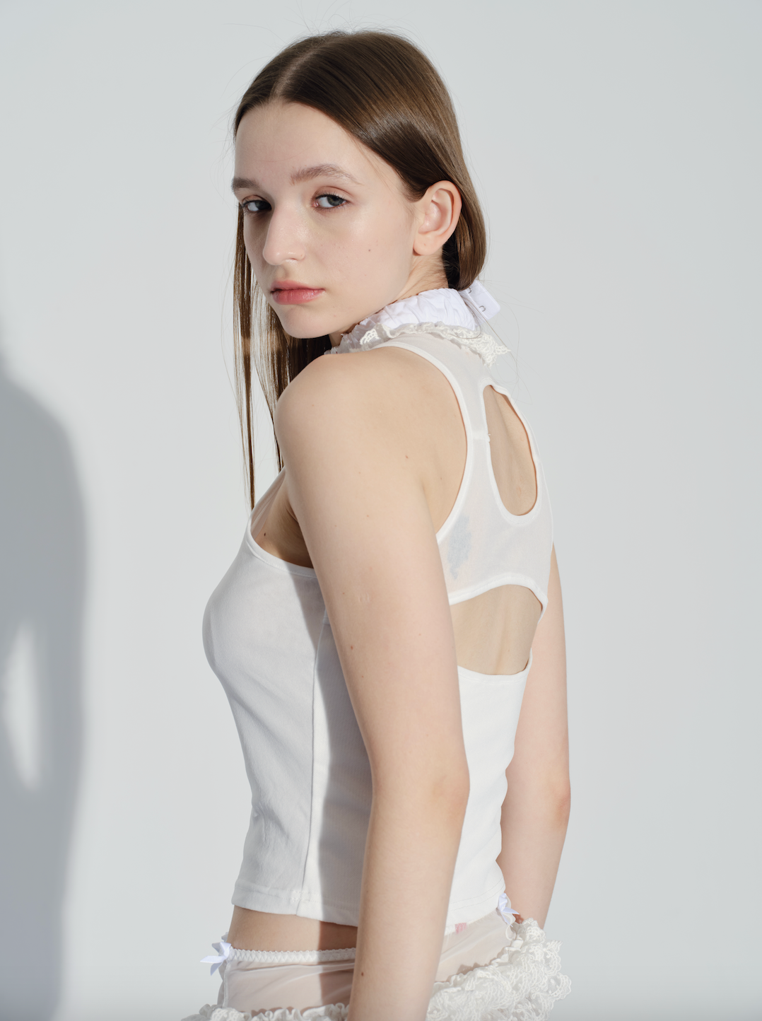 White perspective high-elastic mesh two-wear vest