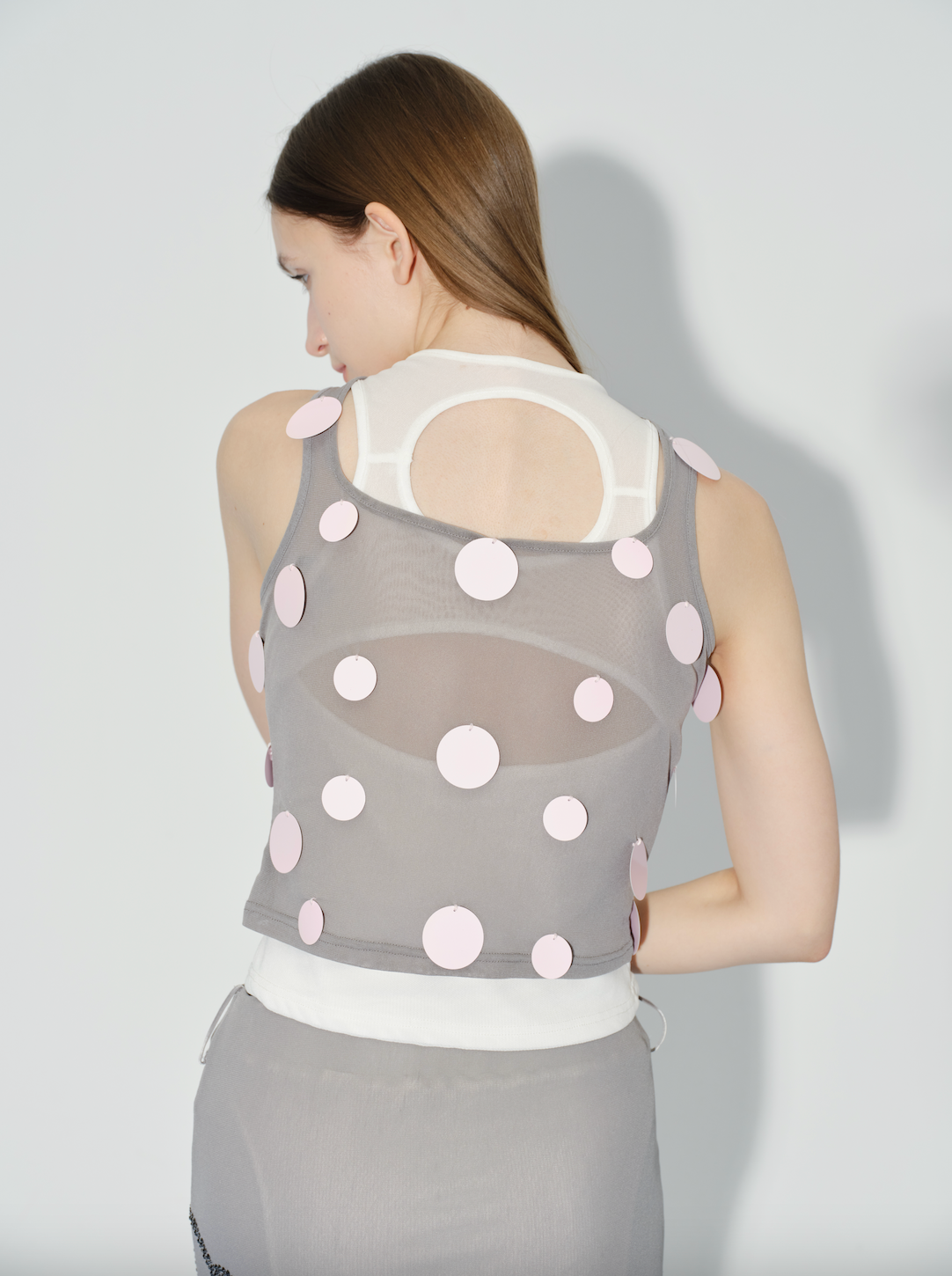 White perspective high-elastic mesh two-wear vest